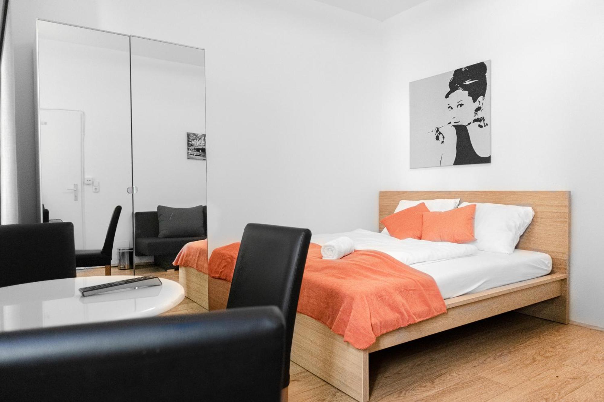 וינה Relaxing 2-Bed Apartment For Extended Visits מראה חיצוני תמונה