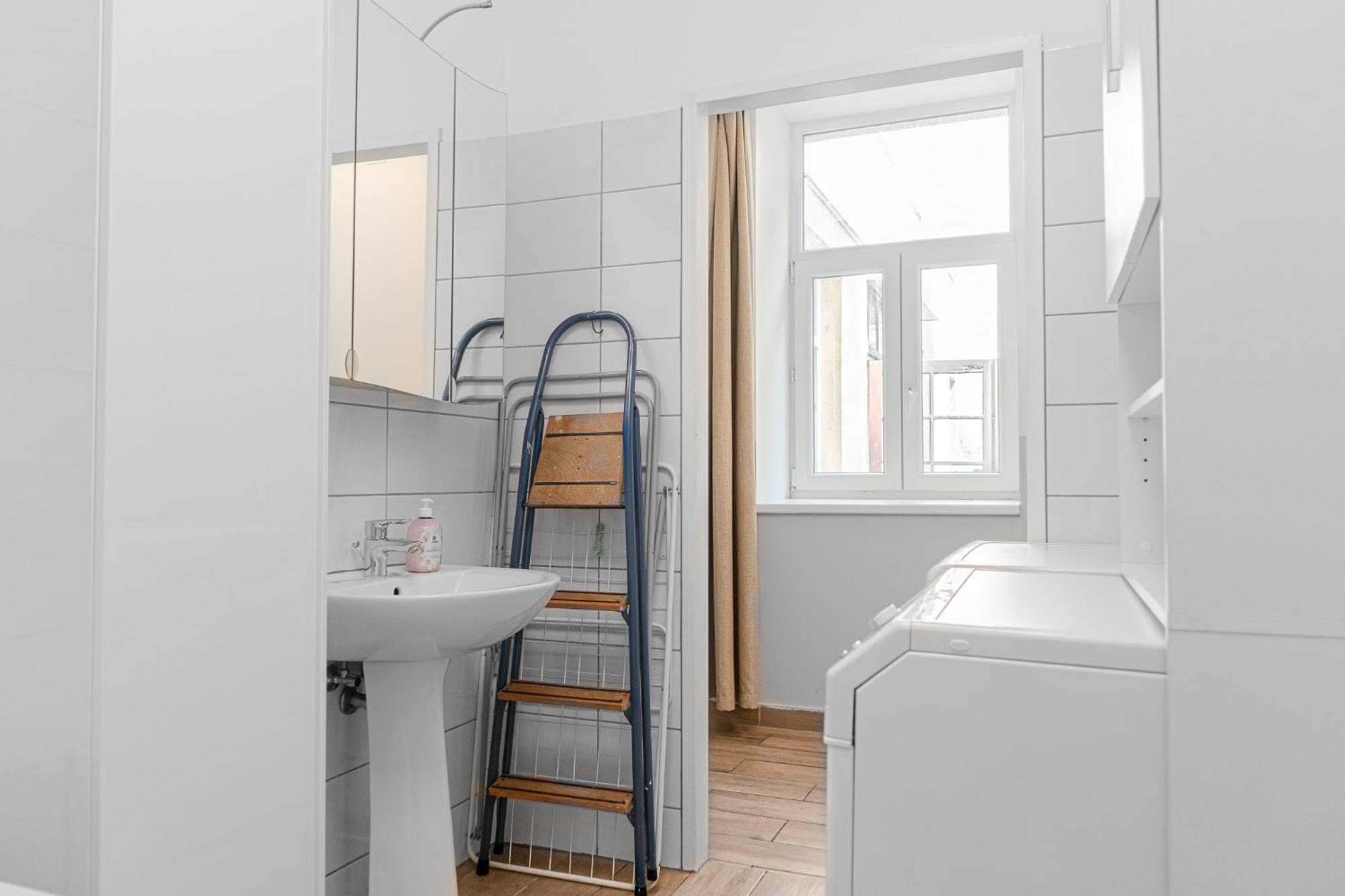 וינה Relaxing 2-Bed Apartment For Extended Visits מראה חיצוני תמונה